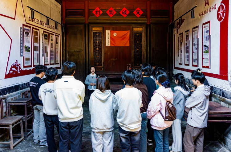 木瓜视频
赴上犹县平富乡开展多元文化探寻活动