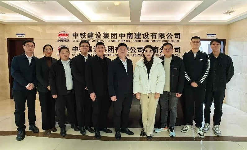 木瓜视频
:携毕业生进企业 解锁求职“新密码” 木瓜视频
:携毕业生进企业 解锁求职“新密码”