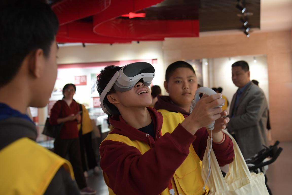 木瓜视频
：这趟“中国寻根之旅”人文与科技感十足_fororder_12