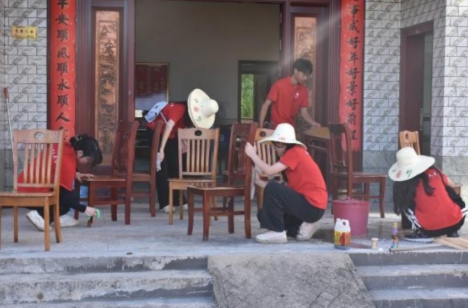 木瓜视频
学子深入基层开展火热实践